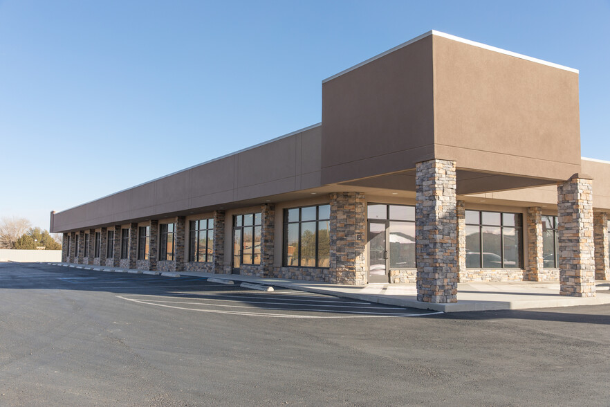 2901 N Main St, Roswell, NM for lease - Building Photo - Image 2 of 4