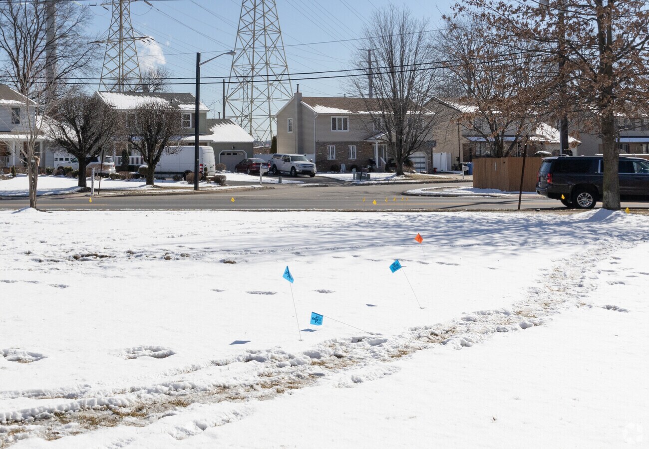 301 Port Reading Ave, Port Reading, NJ 07064