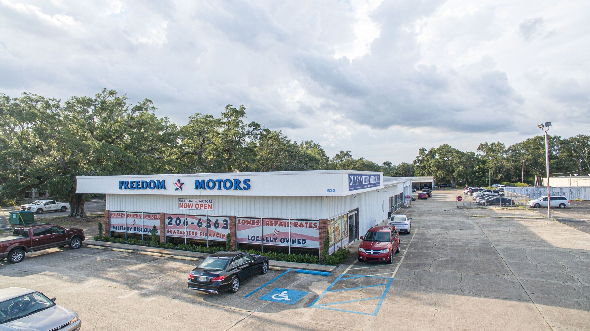622 E Pass Rd, Gulfport, MS 39507