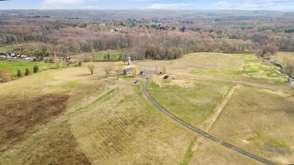 12 Lynnbrook Dr, Lambertville, NJ for sale - Building Photo - Image 2 of 51