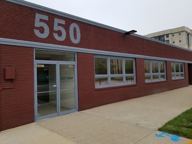 552 State Ave, Kansas City, KS for lease - Building Photo - Image 2 of 31