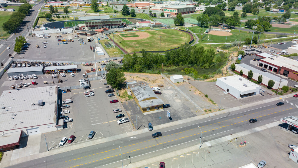 747 Stevens Dr, Richland, WA for sale - Aerial - Image 3 of 6