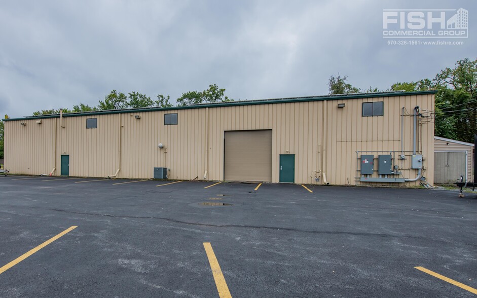 1310 Commerce Park Dr, Williamsport, PA for lease - Building Photo - Image 2 of 8