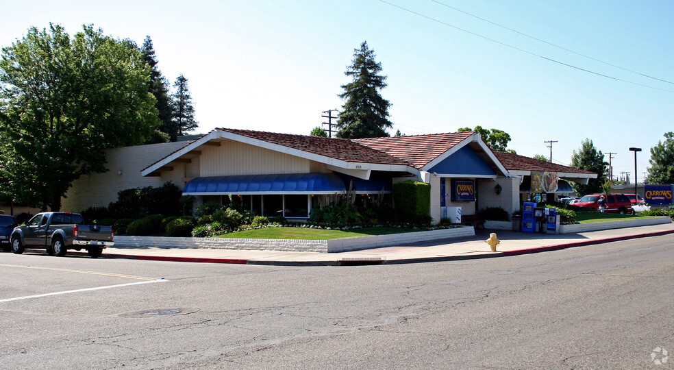 900 S Mooney Blvd, Visalia, CA for sale - Building Photo - Image 2 of 4