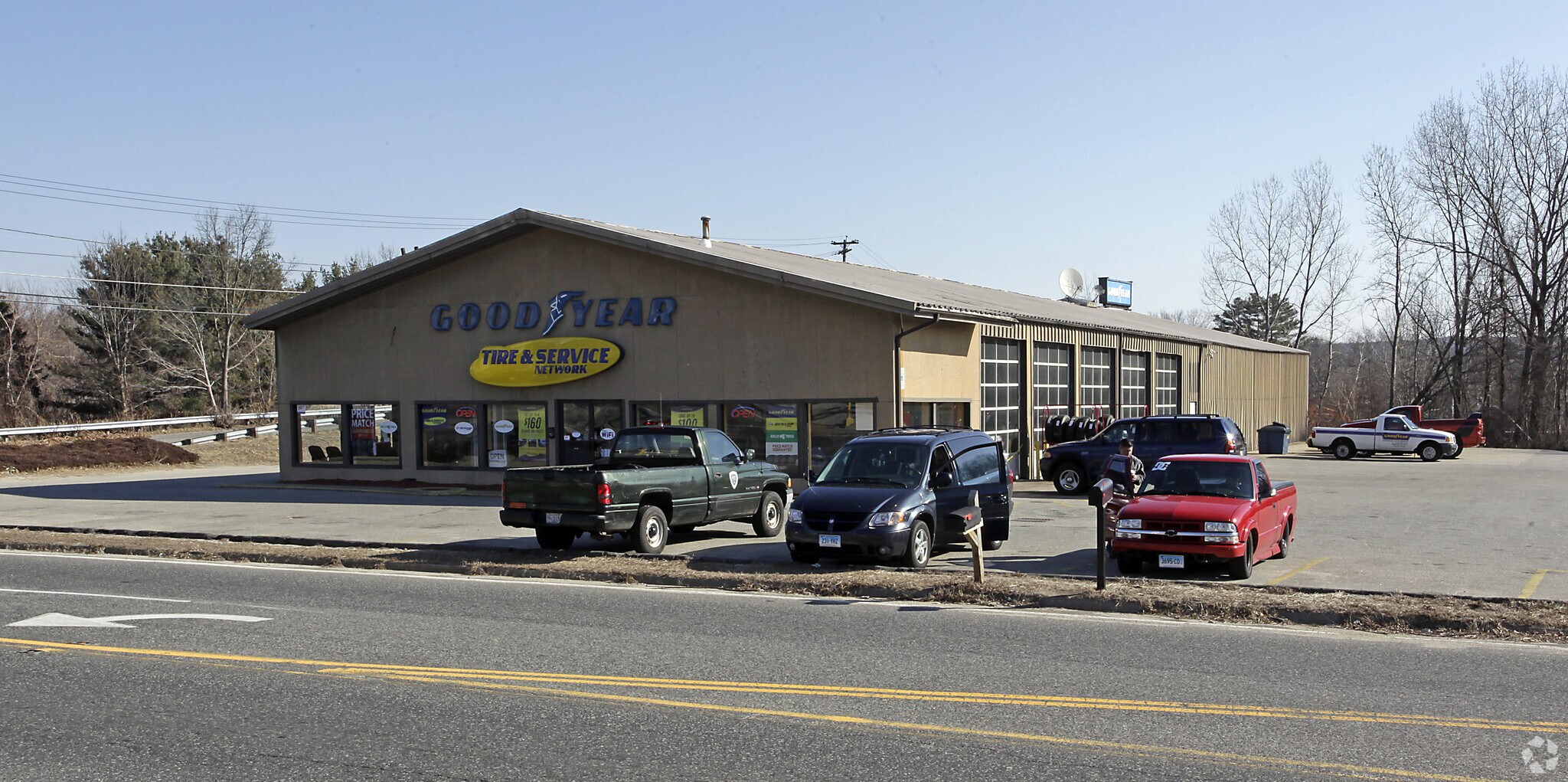 143 Thompson Rd, Webster, MA for sale Primary Photo- Image 1 of 1