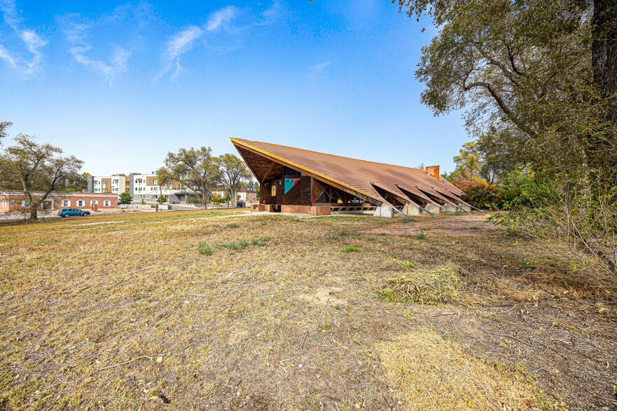 1003 Liberty Ln, Pueblo, CO for sale - Building Photo - Image 1 of 44