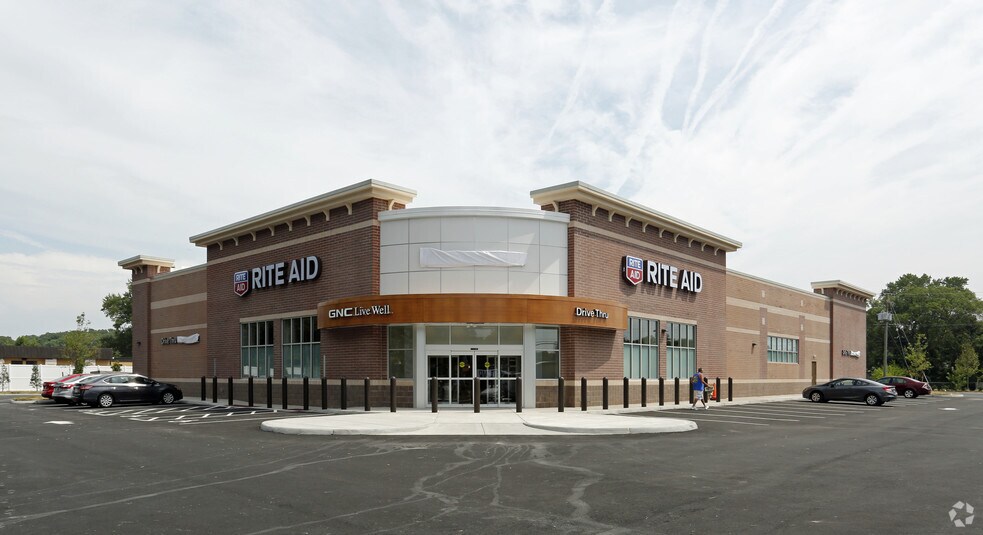 10 Willow Oaks Blvd, Hampton, VA for lease - Building Photo - Image 2 of 12