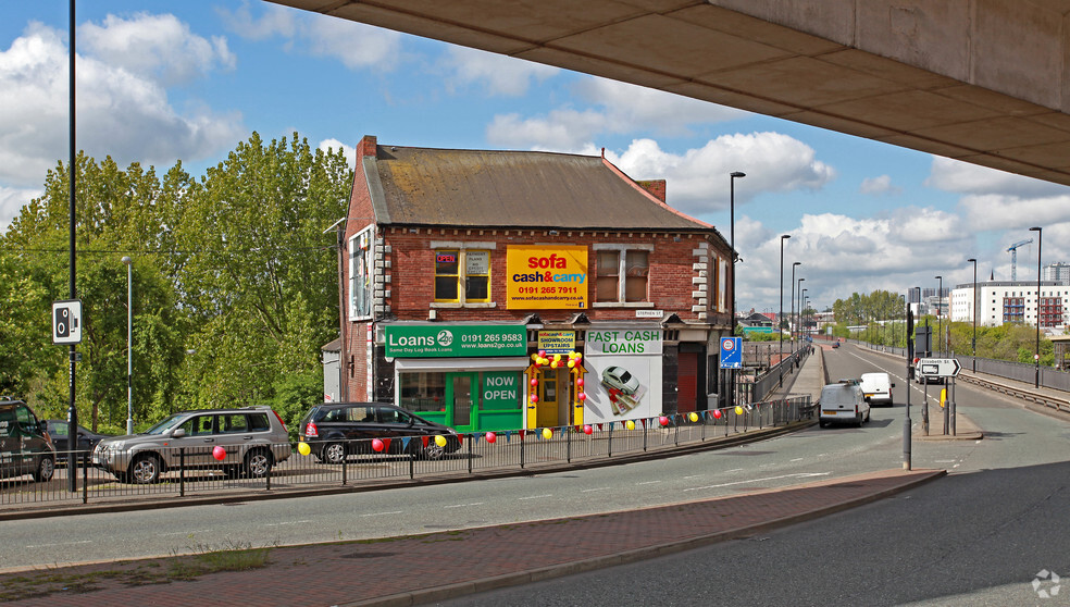 20-22 Byker Brg, Newcastle Upon Tyne for lease - Building Photo - Image 2 of 2