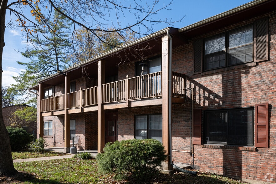 7300 N Hanley Rd, Hazelwood, MO for sale - Building Photo - Image 3 of 4