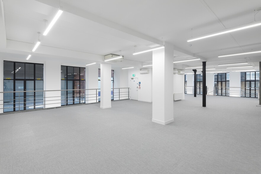 20-22 Stukeley St, London for lease - Interior Photo - Image 3 of 7