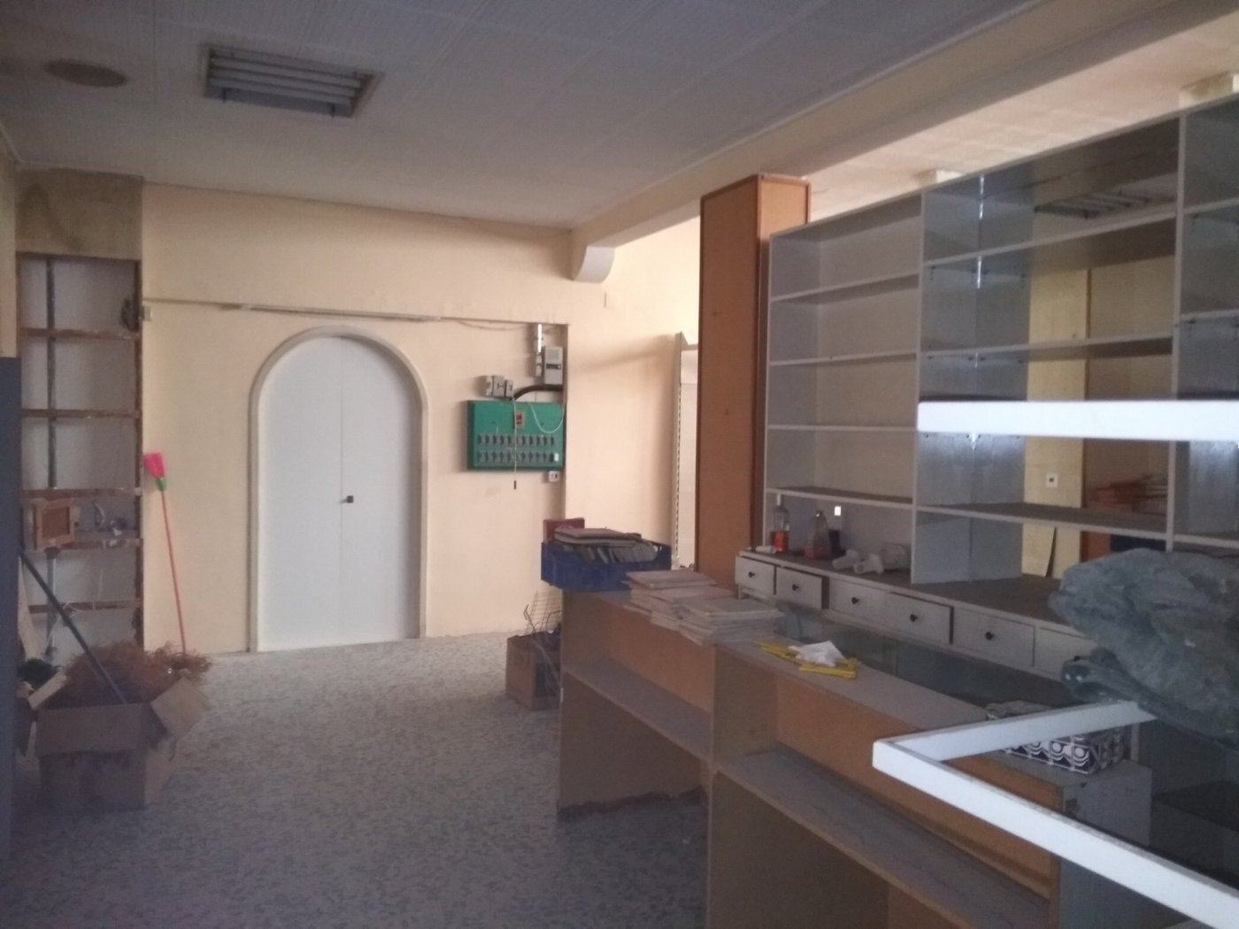 Retail in Ontinyent for lease Building Photo- Image 1 of 11