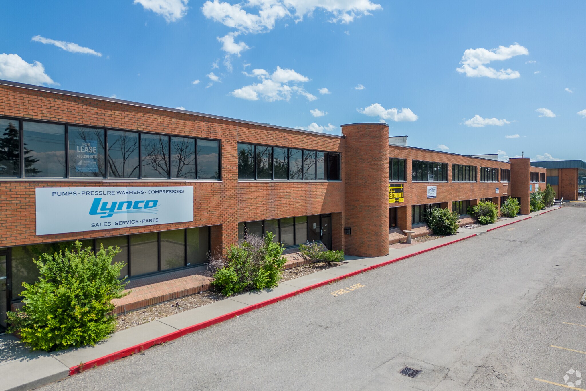 1715 27th Ave NE, Calgary, AB for sale Primary Photo- Image 1 of 7