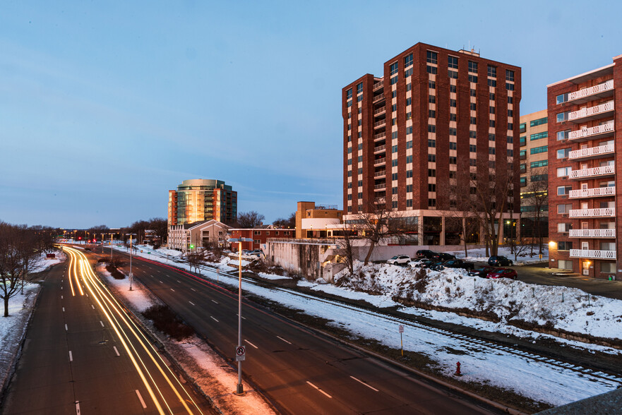 131 W Wilson St, Madison, WI for sale - Building Photo - Image 1 of 1