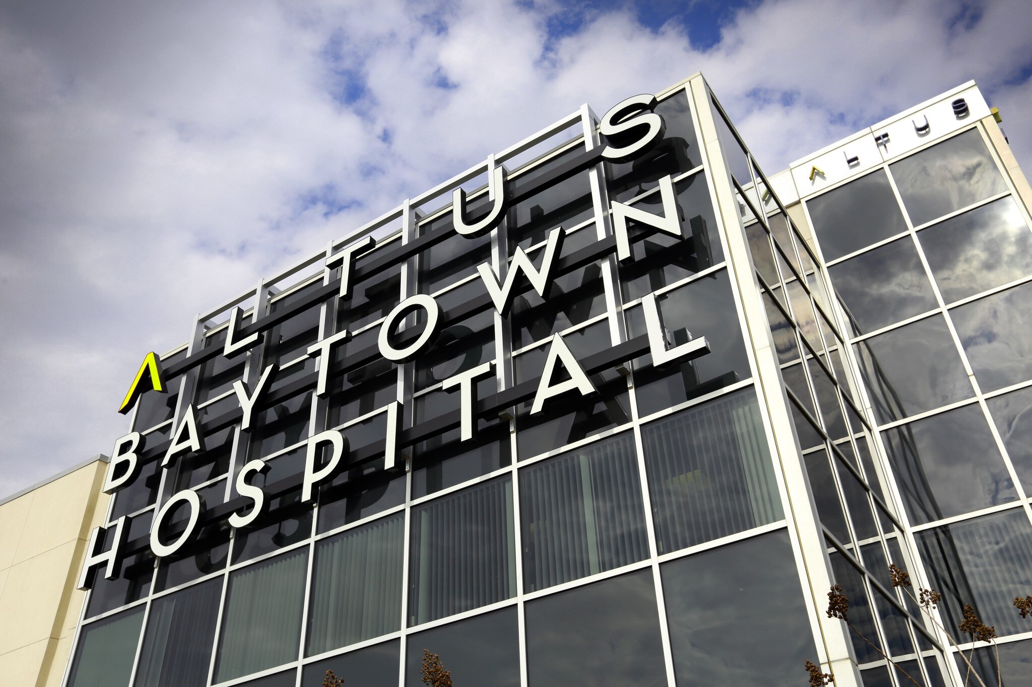 1455 Manor Dr, Baytown, TX for sale Building Photo- Image 1 of 1