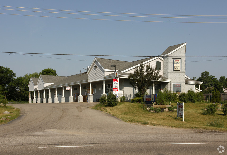 2848 S Old US Highway 23, Brighton, MI for sale - Primary Photo - Image 1 of 1