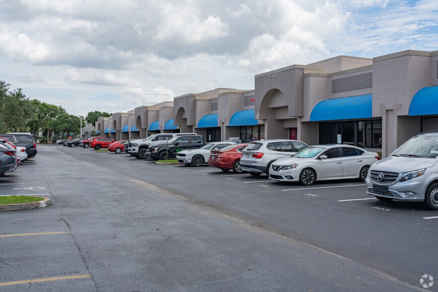 6555 Powerline Rd, Fort Lauderdale, FL for lease - Building Photo - Image 3 of 7