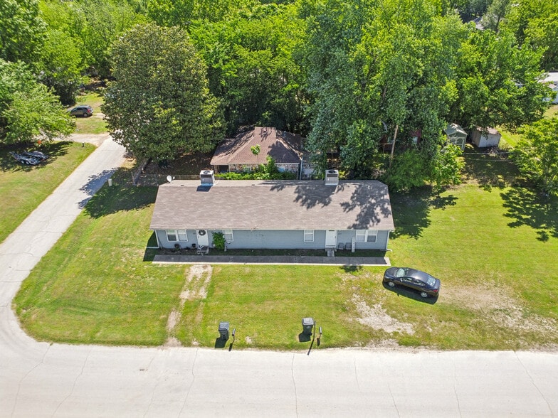 Portfolio of Collinsville Properties portfolio of 5 properties for sale on LoopNet.com - Building Photo - Image 3 of 23