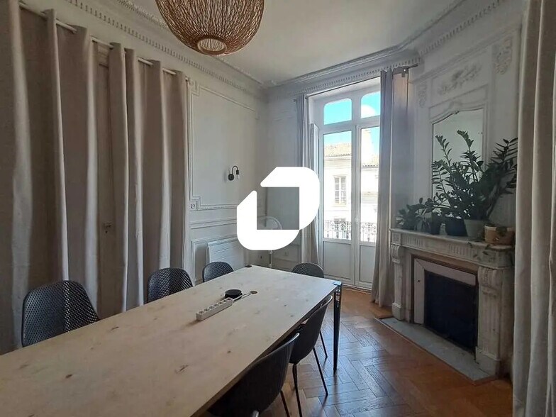 Office in Bordeaux for lease - Interior Photo - Image 3 of 8