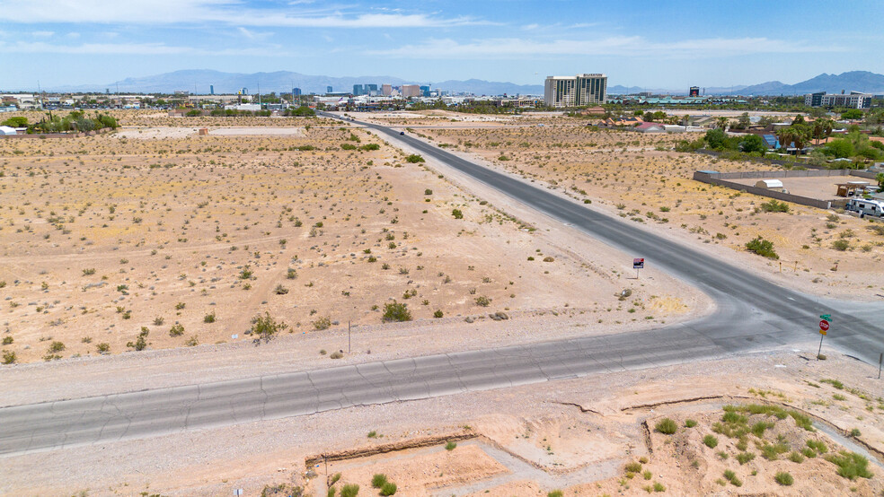 3800 W Ford Ave, Las Vegas, NV for sale - Aerial - Image 2 of 19