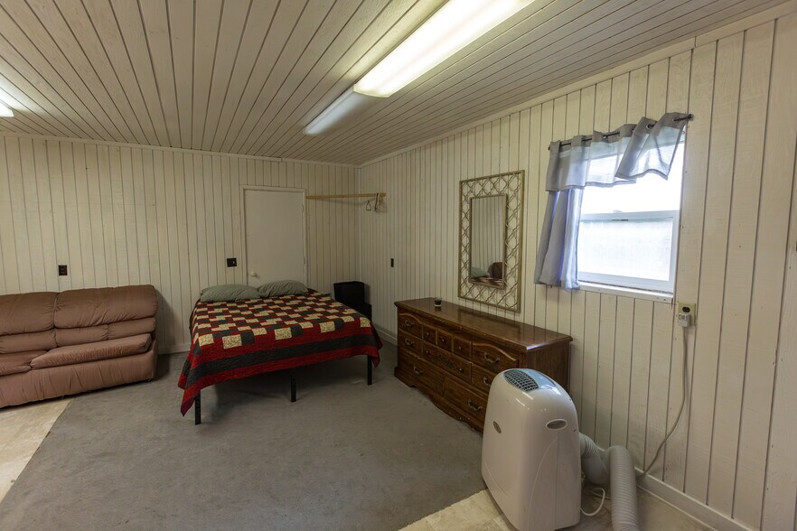 2213 Main St E, Thompson Falls, MT for sale - Building Photo - Image 3 of 66