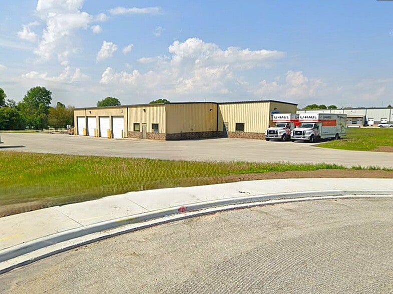 1001 Geneva St, Shorewood, IL for sale - Building Photo - Image 1 of 13