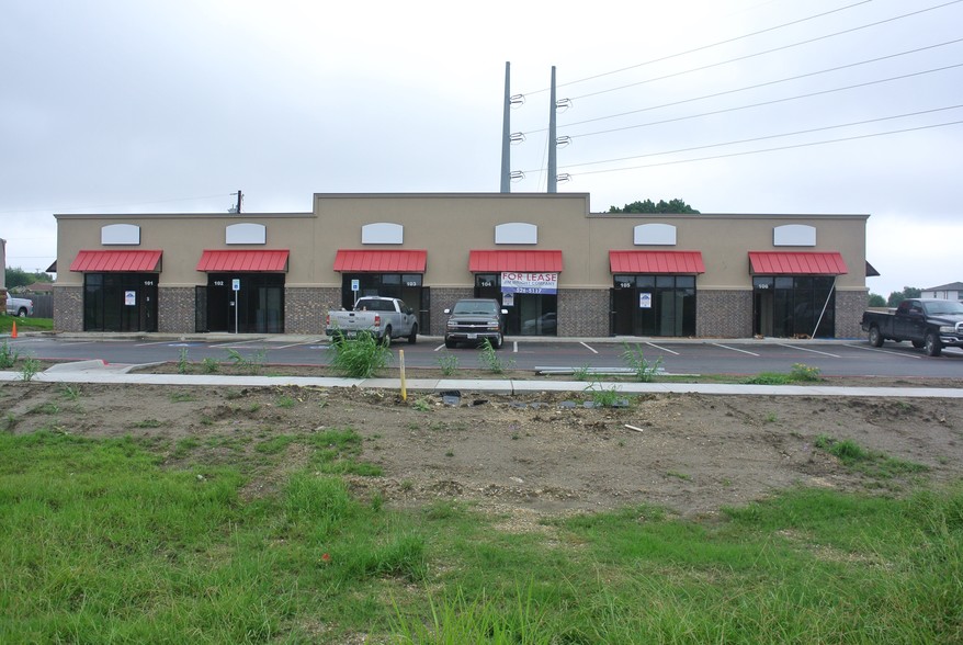 2707 E Stan Schlueter Loop, Killeen, TX for lease - Building Photo - Image 1 of 9