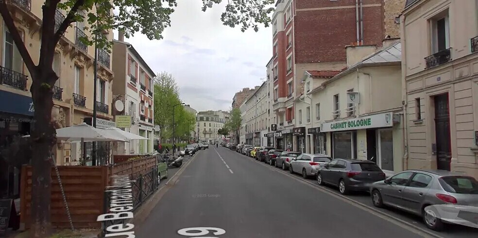 Retail in Asnières-sur-Seine for lease - Aerial - Image 1 of 5