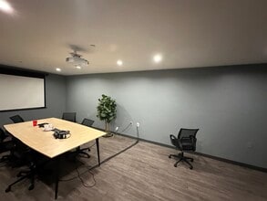 112-118 Jones St, Fuquay Varina, NC for lease Interior Photo- Image 2 of 6