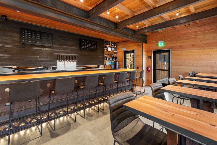 123 W Elm St, Three Forks, MT for sale - Interior Photo - Image 3 of 3