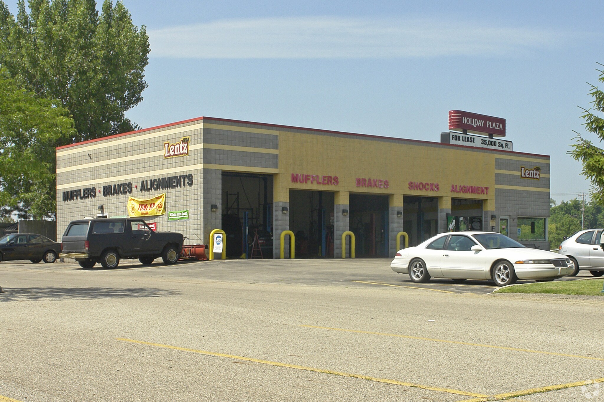 647 E 24th St, Holland, MI for sale Primary Photo- Image 1 of 1