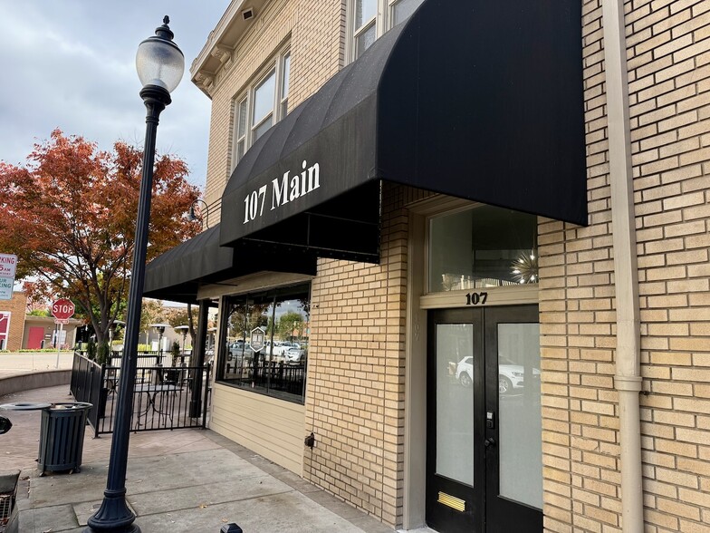 101-107 Main St, Roseville, CA for lease - Building Photo - Image 1 of 9