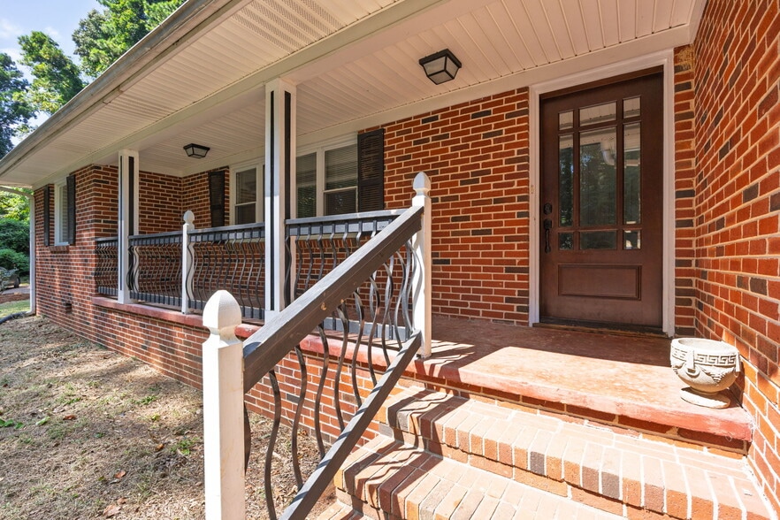 250 E Memorial Dr, Dallas, GA for sale - Building Photo - Image 3 of 60