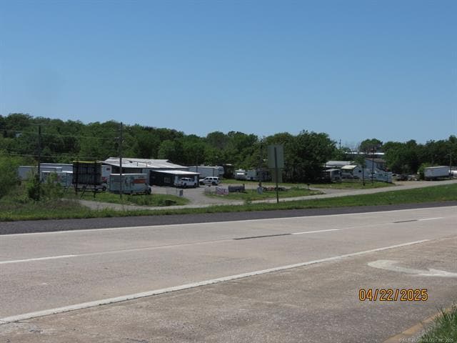 1651 Westside Rd, Mcalester, OK for sale - Building Photo - Image 2 of 7