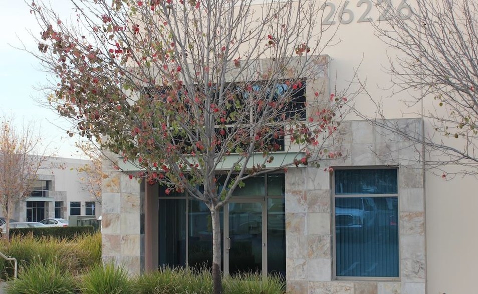 26226 Enterprise Ct, Lake Forest, CA for lease - Building Photo - Image 3 of 5