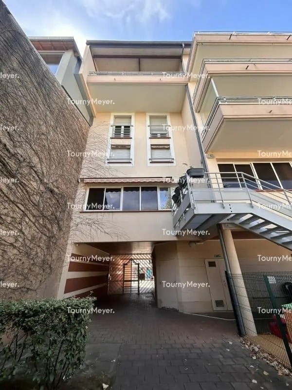 Vente Bureaux 50 m² - Photo 1