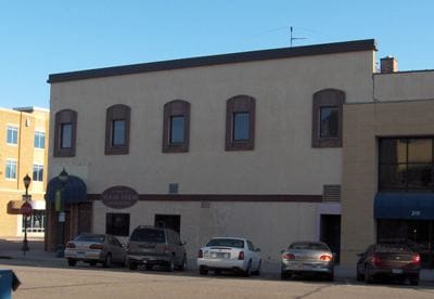 210 Walnut St E, Mankato, MN for lease Building Photo- Image 1 of 9