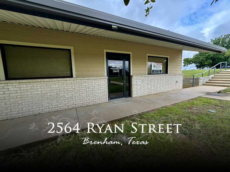 2554 Ryan St, Brenham, TX for lease - Building Photo - Image 1 of 6