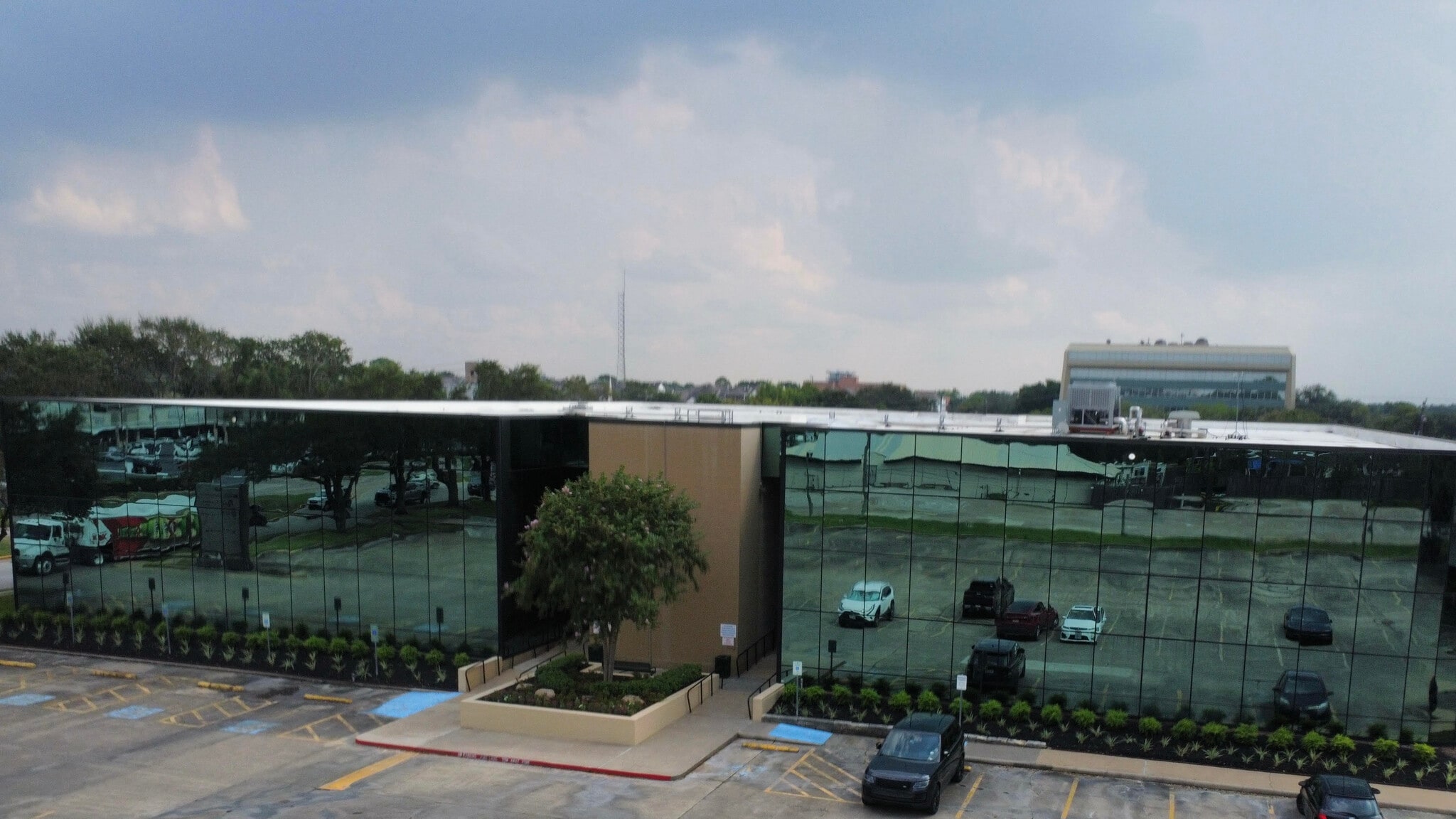 1880 S Dairy Ashford Rd, Houston, TX for lease Building Photo- Image 1 of 14