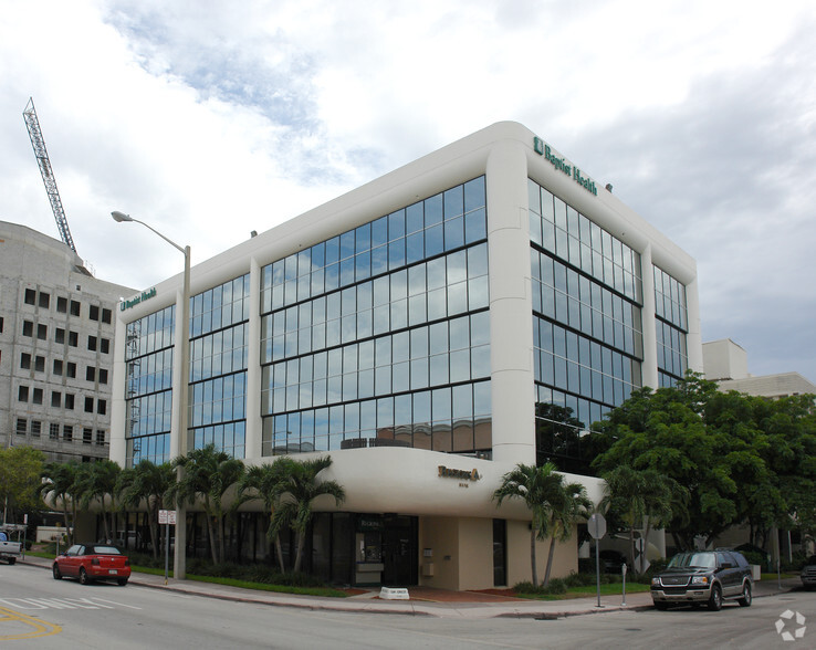 6855 Red Rd, Coral Gables, FL for lease - Building Photo - Image 3 of 4