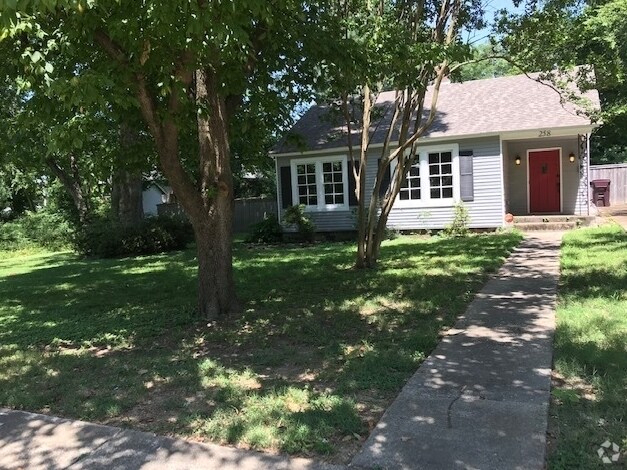 258 S Center St, Collierville, TN for sale Primary Photo- Image 1 of 29