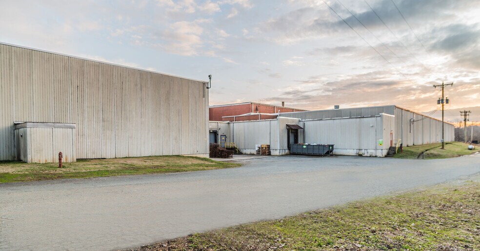 224 E Main St, Haw River, NC 27258 Confluence Warehouse