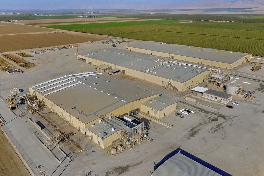 830 Sycamore Rd, Arvin, CA for sale - Building Photo - Image 2 of 22