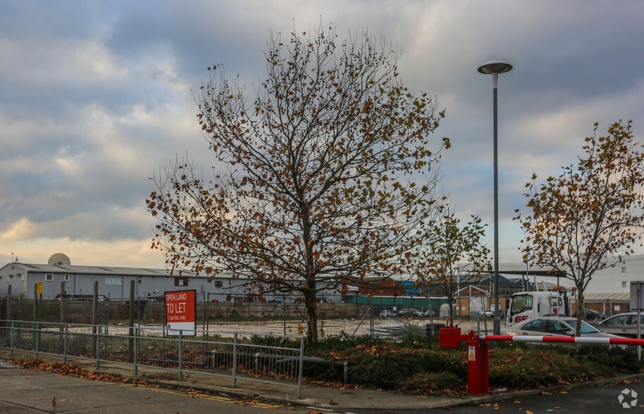Western Rd, London for sale - Primary Photo - Image 1 of 1
