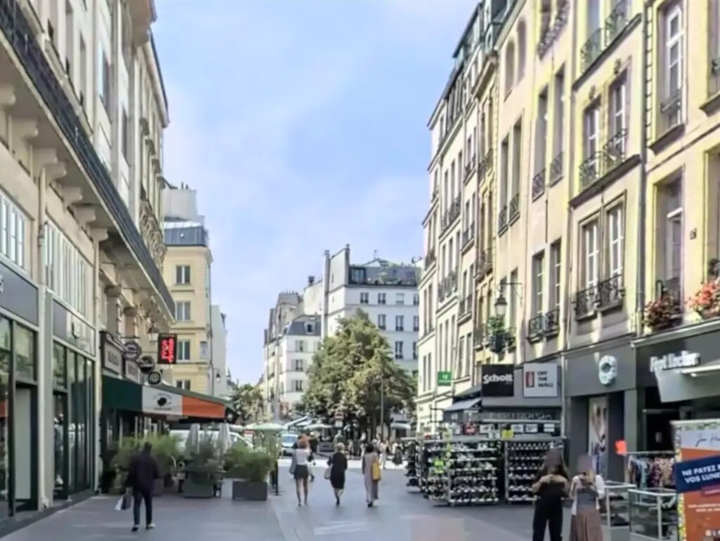 Retail in Paris for lease Building Photo- Image 1 of 3