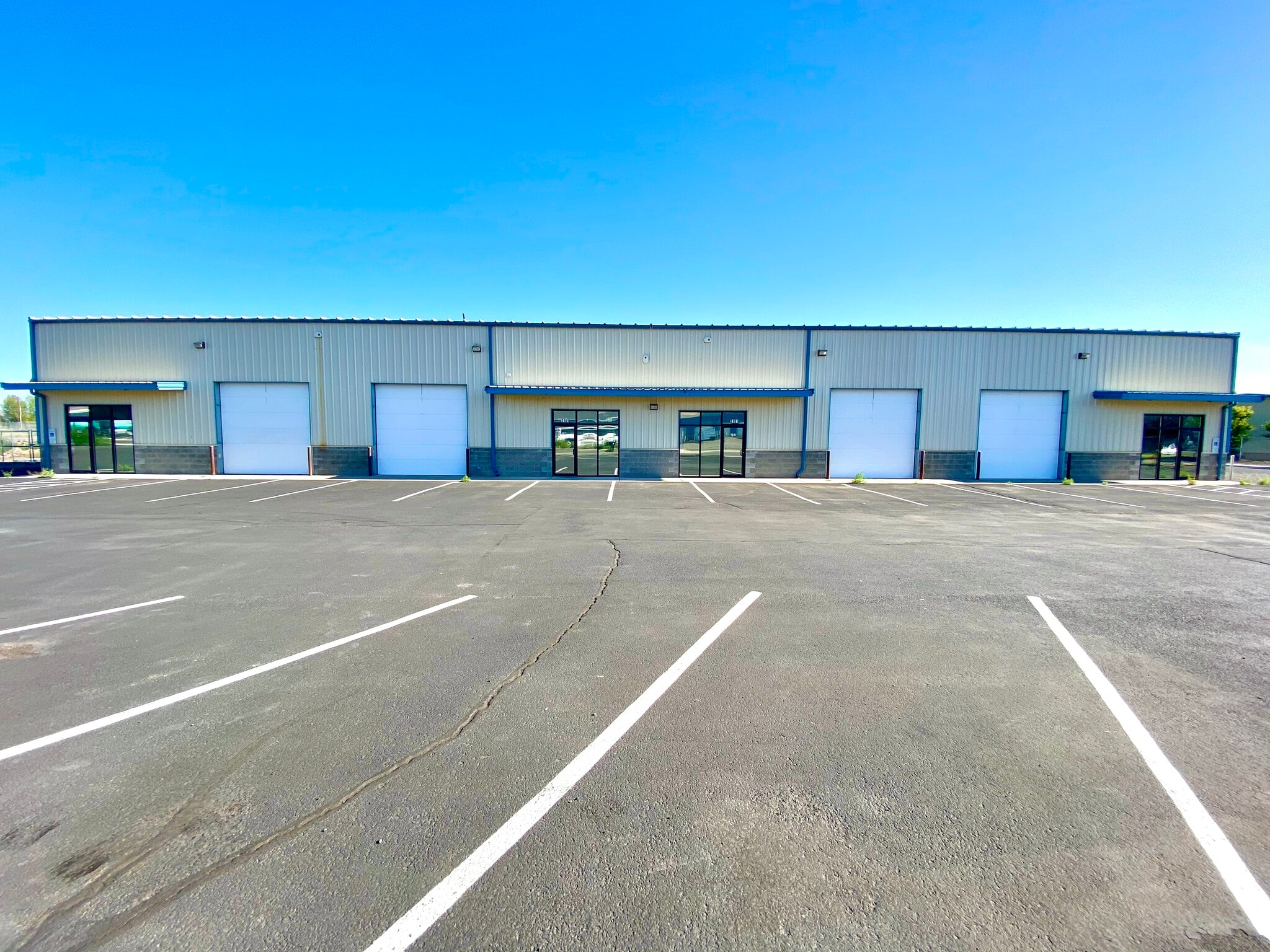 2101 Oak Ave, Yakima, WA for lease Primary Photo- Image 1 of 13