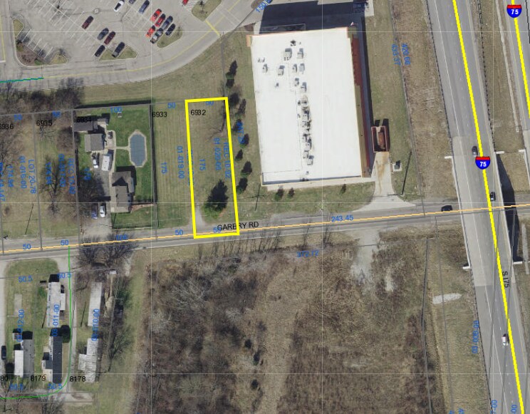 1012 Garbry Rd, Piqua, OH 45356