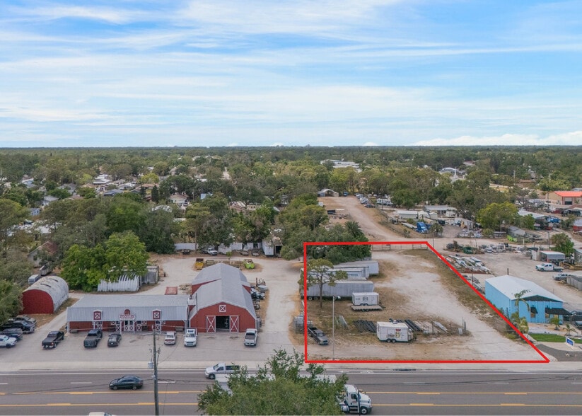 1010 Cattlemen Rd, Sarasota, FL for sale - Building Photo - Image 3 of 5
