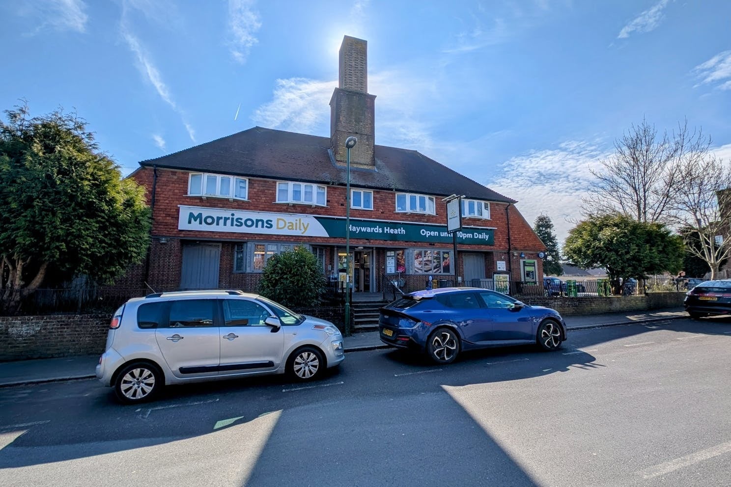 56A America Ln, Haywards Heath for sale Primary Photo- Image 1 of 1