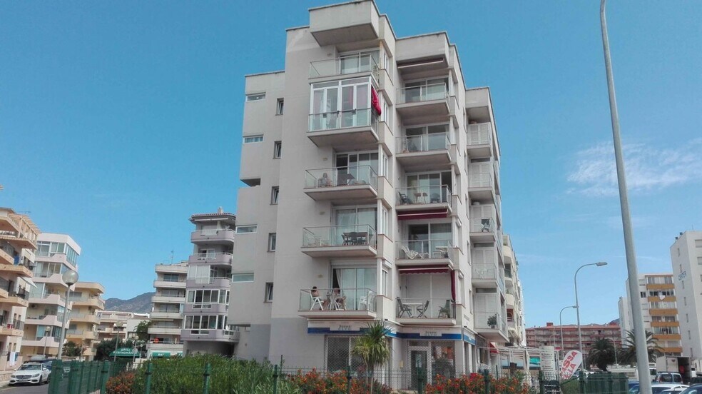 Multifamily in Roses, Gerona for sale - Primary Photo - Image 1 of 1