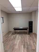 850 W 40th St, Norfolk, VA for lease Interior Photo- Image 2 of 5